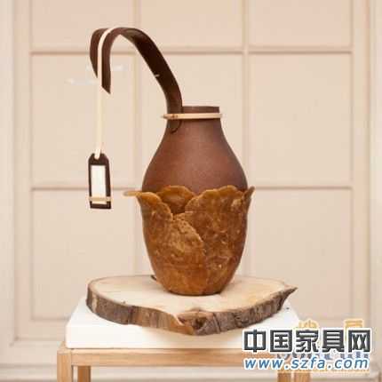 使用天然動物、植物聚合物制作的Botanica系列器皿