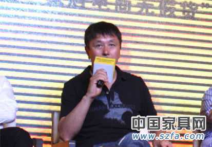 李泰巖:采用復牌方式 所有問題輕松解決(圖注) 李泰巖:采用復牌方式 所有問題輕松解決(圖注)