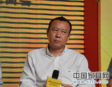 吳晨曦:采用原有品牌試水電商銷售翻三倍 吳晨曦:采用原有品牌試水電商銷售翻三倍