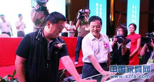 華生國(guó)際家具廣場(chǎng)和香江集團(tuán)兩大企業(yè)的強(qiáng)強(qiáng)聯(lián)合 華生國(guó)際家具廣場(chǎng)和香江集團(tuán)兩大企業(yè)的強(qiáng)強(qiáng)聯(lián)合