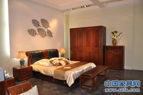 百年一木 十年功成:青島一木圓滿(mǎn)參展第十屆中國(guó)·青島國(guó)際家具展