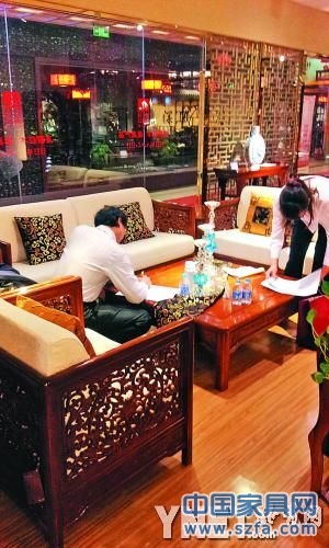 先查“三證”再出手，將成為日后消費紅木家具的標準步驟