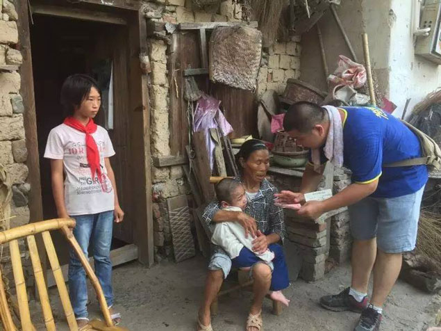 兒童家具-松堡王國(guó)關(guān)愛(ài)留守兒童瑞金行 兒童家具-松堡王國(guó)關(guān)愛(ài)留守兒童瑞金行