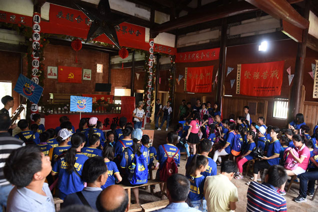 兒童家具-松堡王國關愛留守兒童瑞金行 兒童家具-松堡王國關愛留守兒童瑞金行