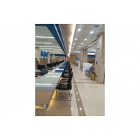 開放式辦公區(qū)域的工作位定制，有利于提高員工間的效率