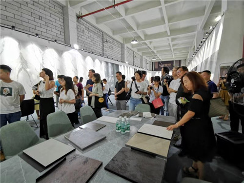 1564449644632074.jpg 圖片關鍵詞