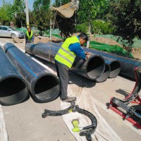 淄博志成管道專業(yè)提供PE及PE復(fù)合管道持證焊接服務(wù)。