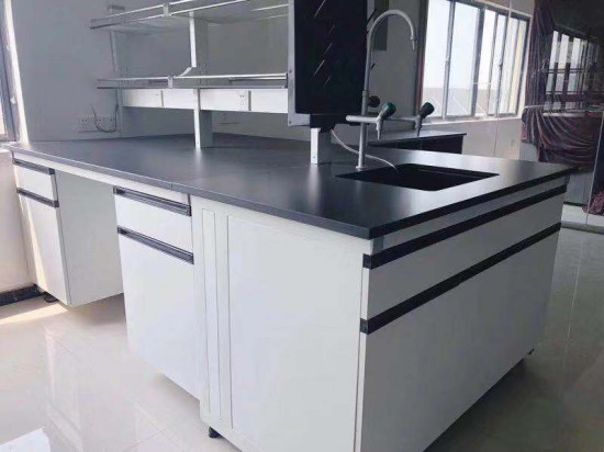 鋼木中央實(shí)驗(yàn)臺1