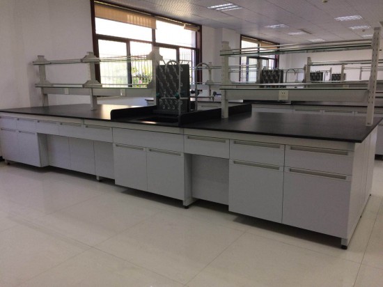 鋼木中央實(shí)驗(yàn)臺4