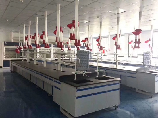 鋼木中央實(shí)驗(yàn)臺45